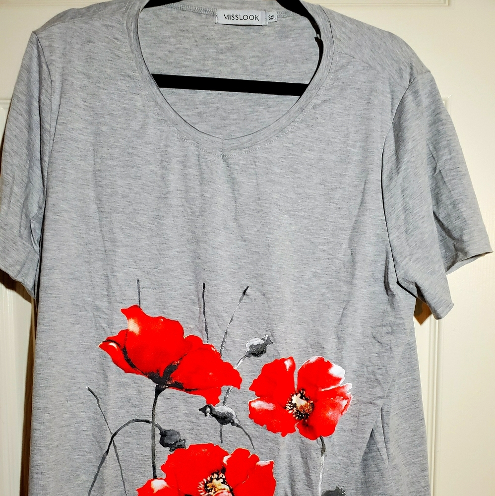 Flower graphic tshirt